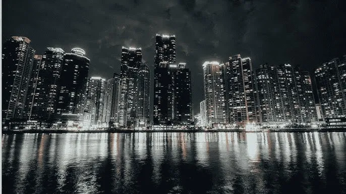 暌违重续 - 城市之光：霓虹背后的人间烟火